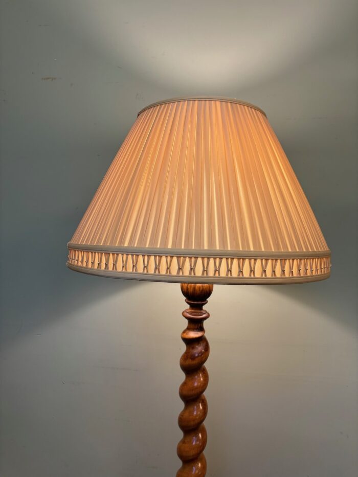 # 8277 European barley twist Standard lamp - Image 5