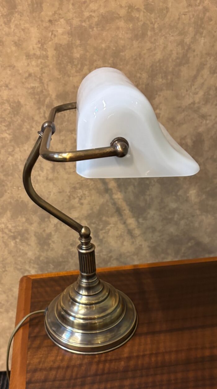 #8268 Vintage Bankers lamp - Image 4