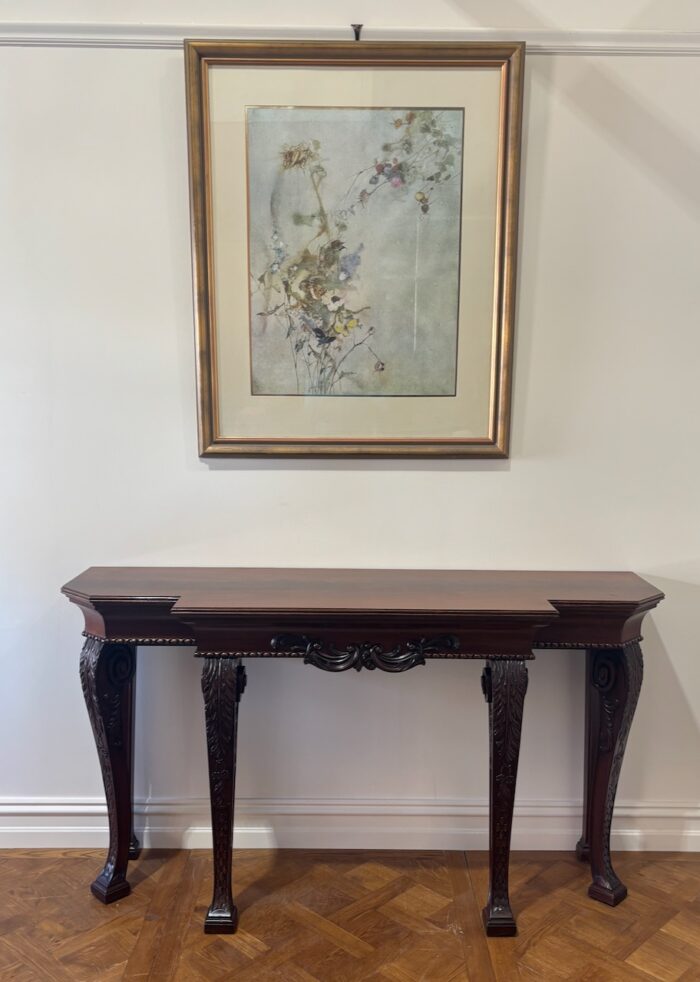 #8540 Georgian style Halltable