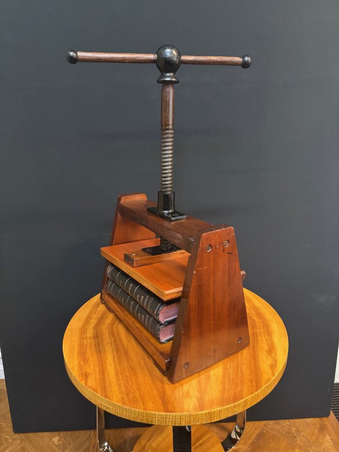 #8536 Rustic book press - Image 3