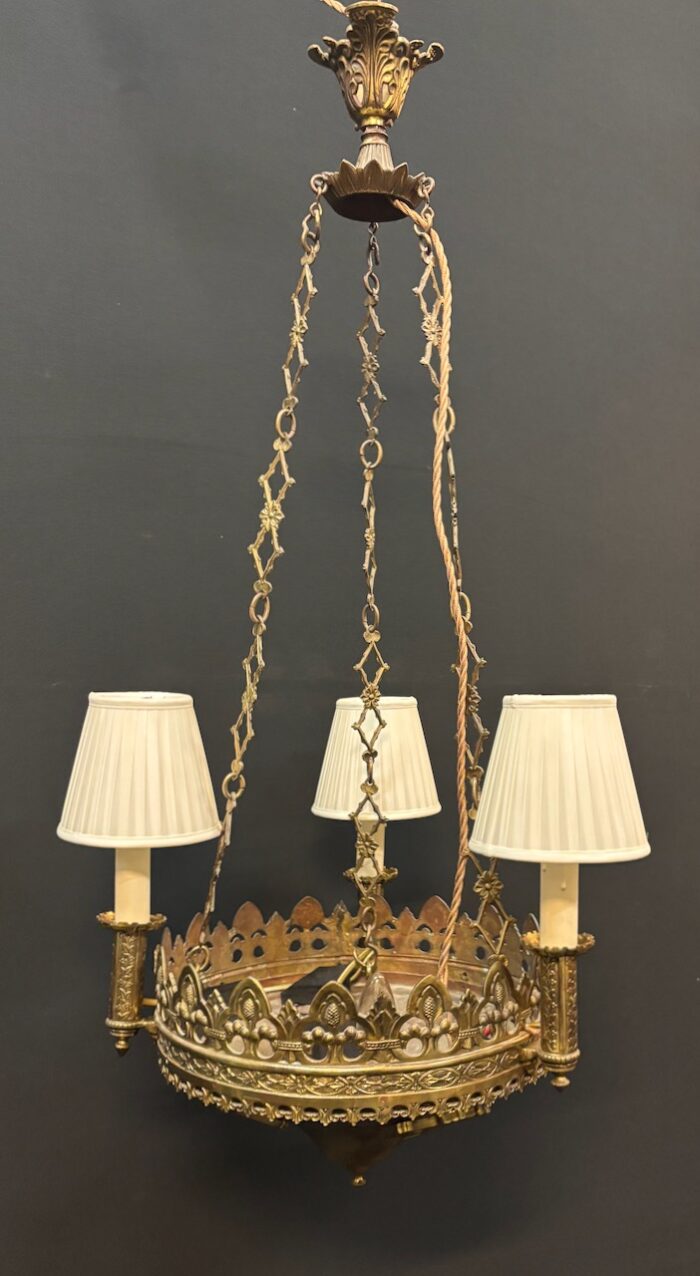 #8590 Gothic Light - Image 3
