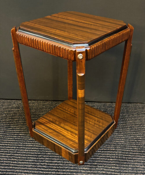 #9001 Art Deco lamp Table