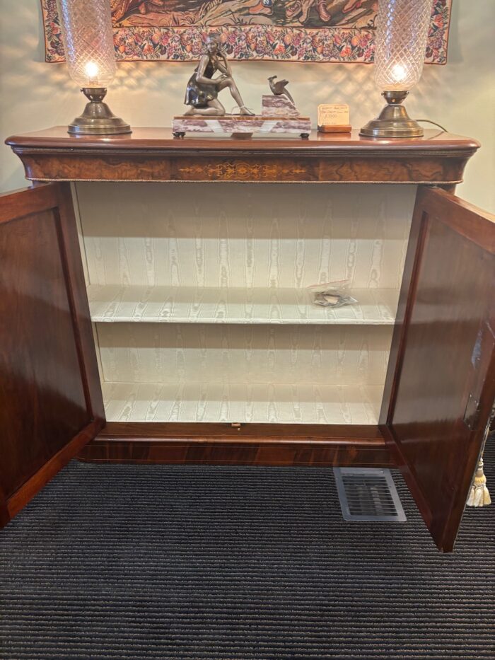 # 8307 Victorian Pier cabinet - Image 4