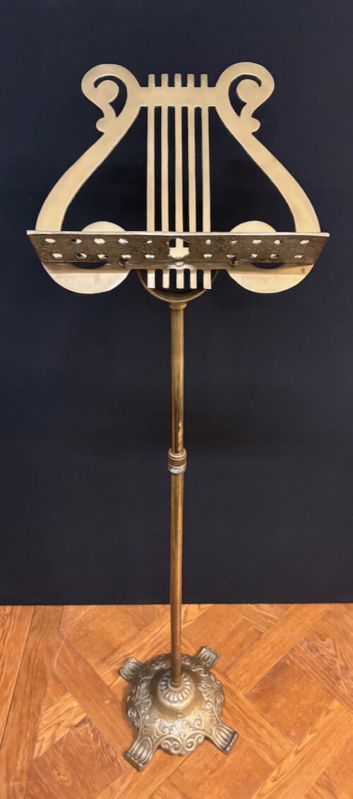 #8572 Vintage solid brass music stand
