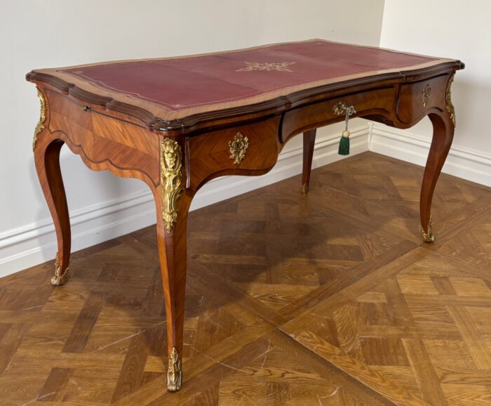 #8592 French Louis XV Bureau Plat - Image 2