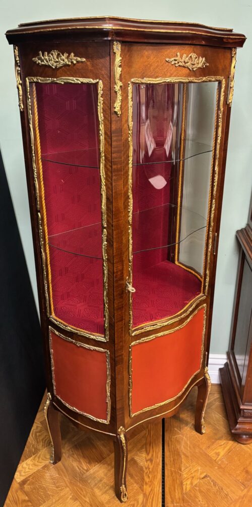#9342a French Vitrine